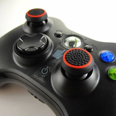 Copertura all'ingrosso della presa di Thumb Silicone Stick del regolatore per lo XBOX ONE di PS3 PS4 per il regolatore Accessory di Sony PlayStation