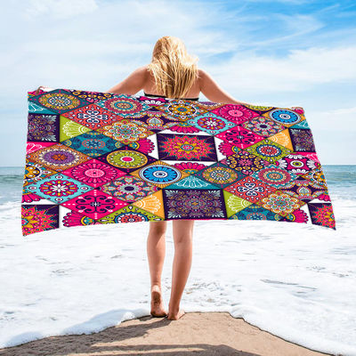 La gonna lunga stampata di seta femminile respirabile comoda su misura dell'asciugamano di spiaggia di progettazione ha avvolto la coperta della protezione solare coperta bikini