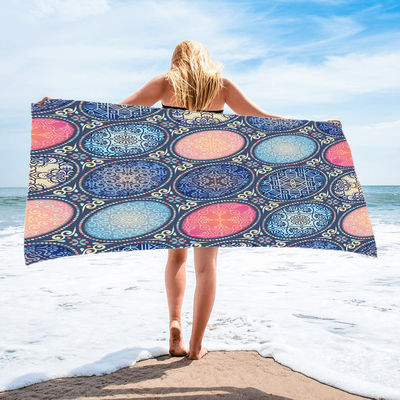 La gonna lunga stampata di seta femminile respirabile comoda su misura dell'asciugamano di spiaggia di progettazione ha avvolto la coperta della protezione solare coperta bikini