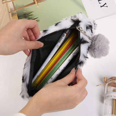 Le ragazze sveglie di Pencilcase della cancelleria della borsa di scuola del leopardo della stampa dell'astuccio per le matite creativo della peluche istruiscono lo studente Storage Bag dei rifornimenti