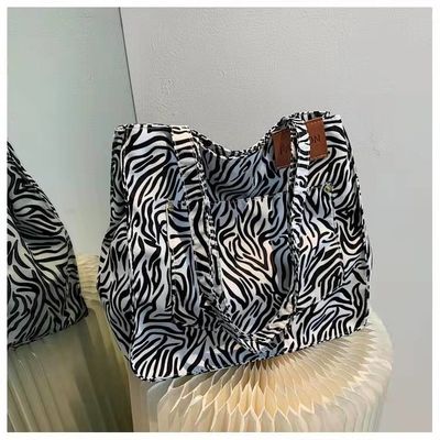 Il leopardo delle donne che stampa la tela di Eco insacca signora animale Tote Bags della zebra del modello