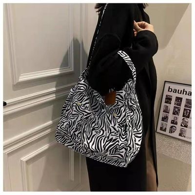 Il leopardo delle donne che stampa la tela di Eco insacca signora animale Tote Bags della zebra del modello