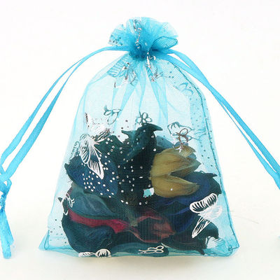La borsa di cordone promozionale di Natale ha personalizzato i sacchetti del cordone dell'organza