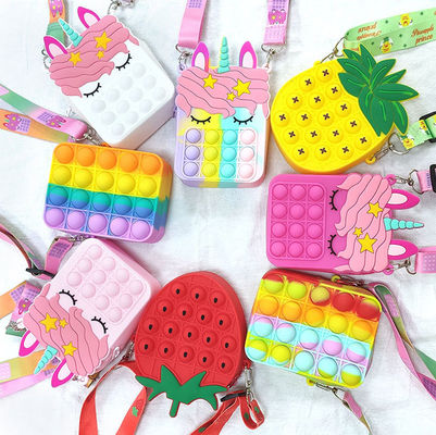 La spinta di irrequietezza bolle sacco per cadaveri inter- della silice delle signore del portafoglio di Toy Rainbow Unicorn Coin Purse