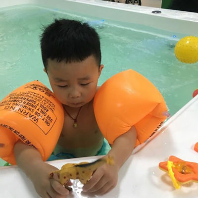 Le maniche di aria gonfiabili del galleggiante del PVC di Ring Foldable del braccio di nuoto dei bambini circondano