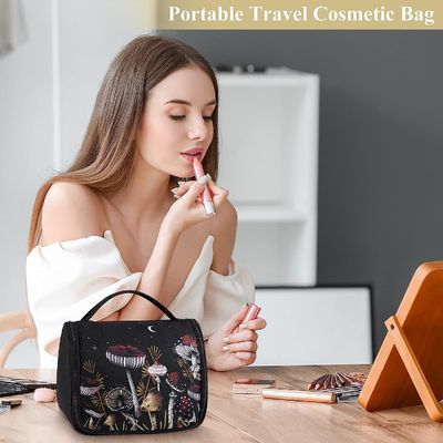 Borsa da toilette protettiva antiurto portatile per donna Borsa da trucco da viaggio multifunzionale Borsa cosmetica carina